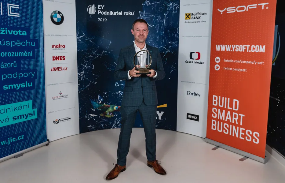 An independent jury highlighted Oliver&rsquo;s entrepreneurial determination, innovation, and the long-term sustainability of Kiwi.com’s operations