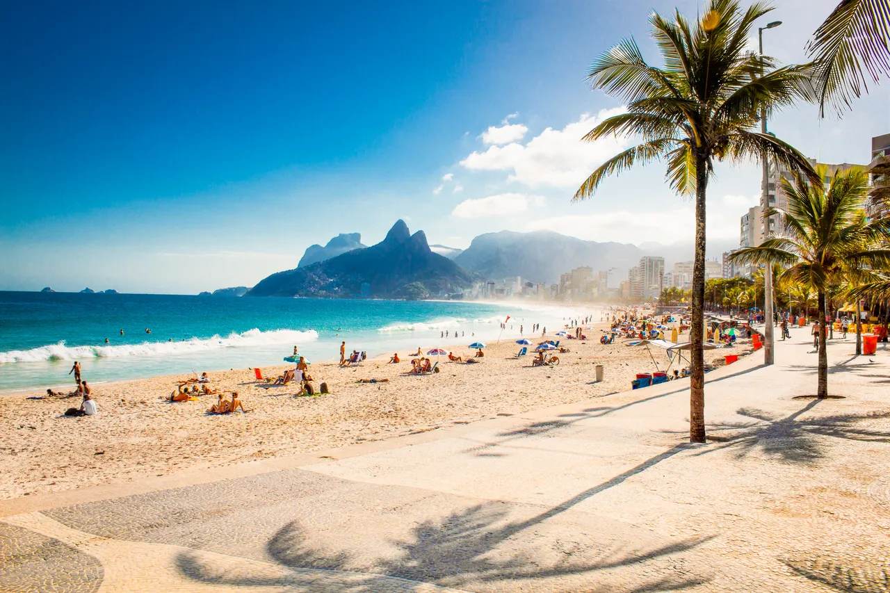 Captain Cook continues to inspire travel habits — Shutterstock