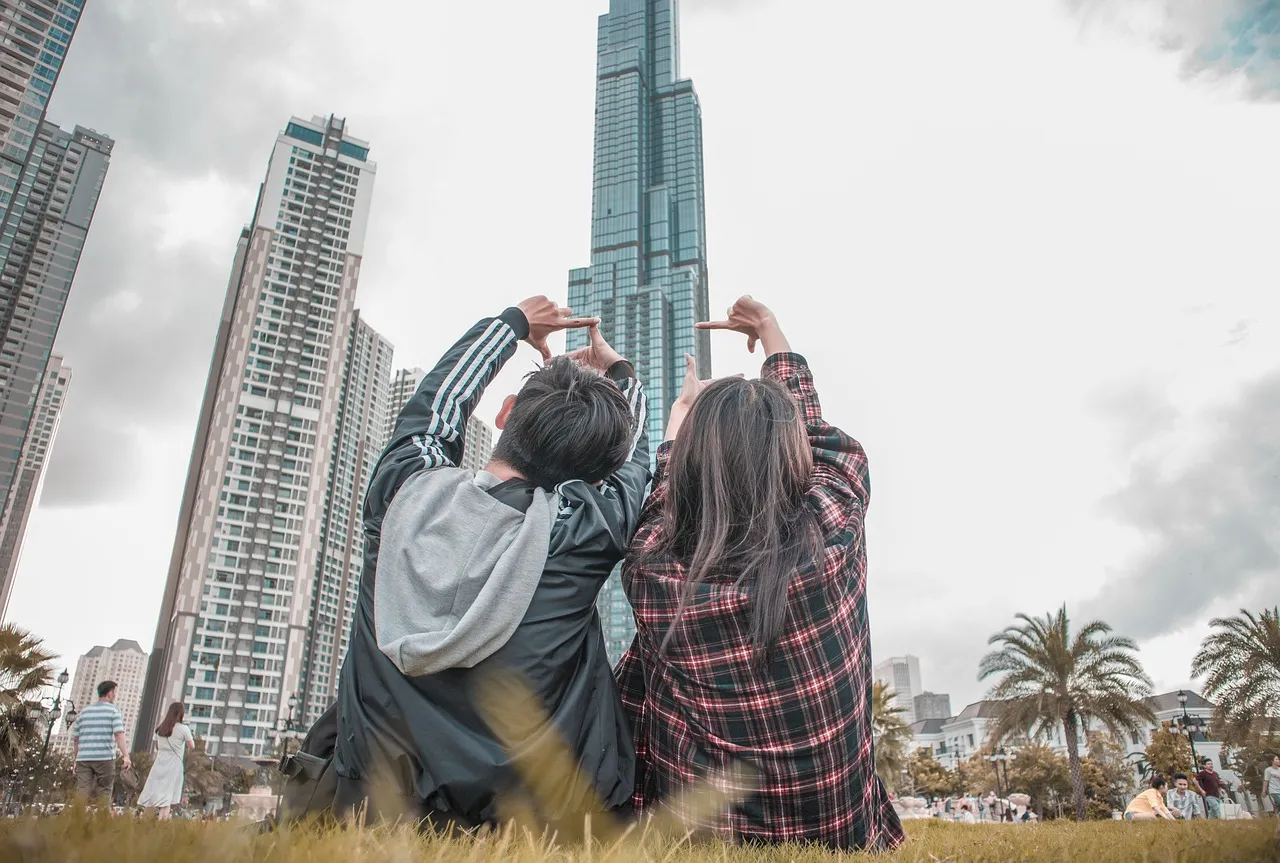 Does nationality and age make a difference in travel preferences?