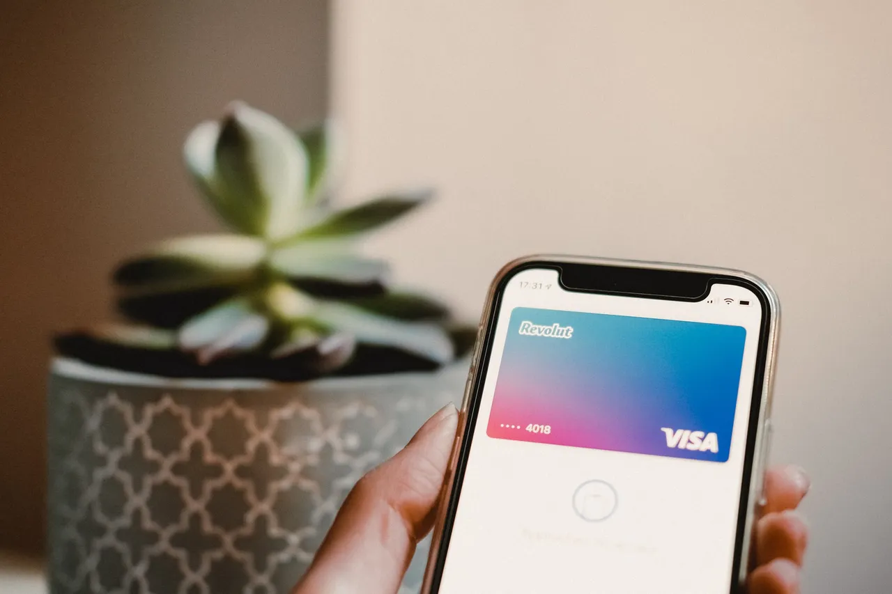 Revolut and Kiwi.com join forces to incentivize travel